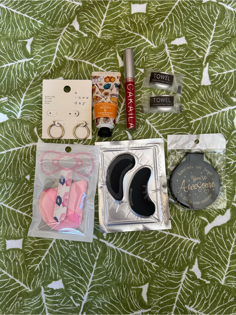 Assorted Beauty & Accessories Bundle